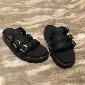 Dock Martin sandals womens size 8